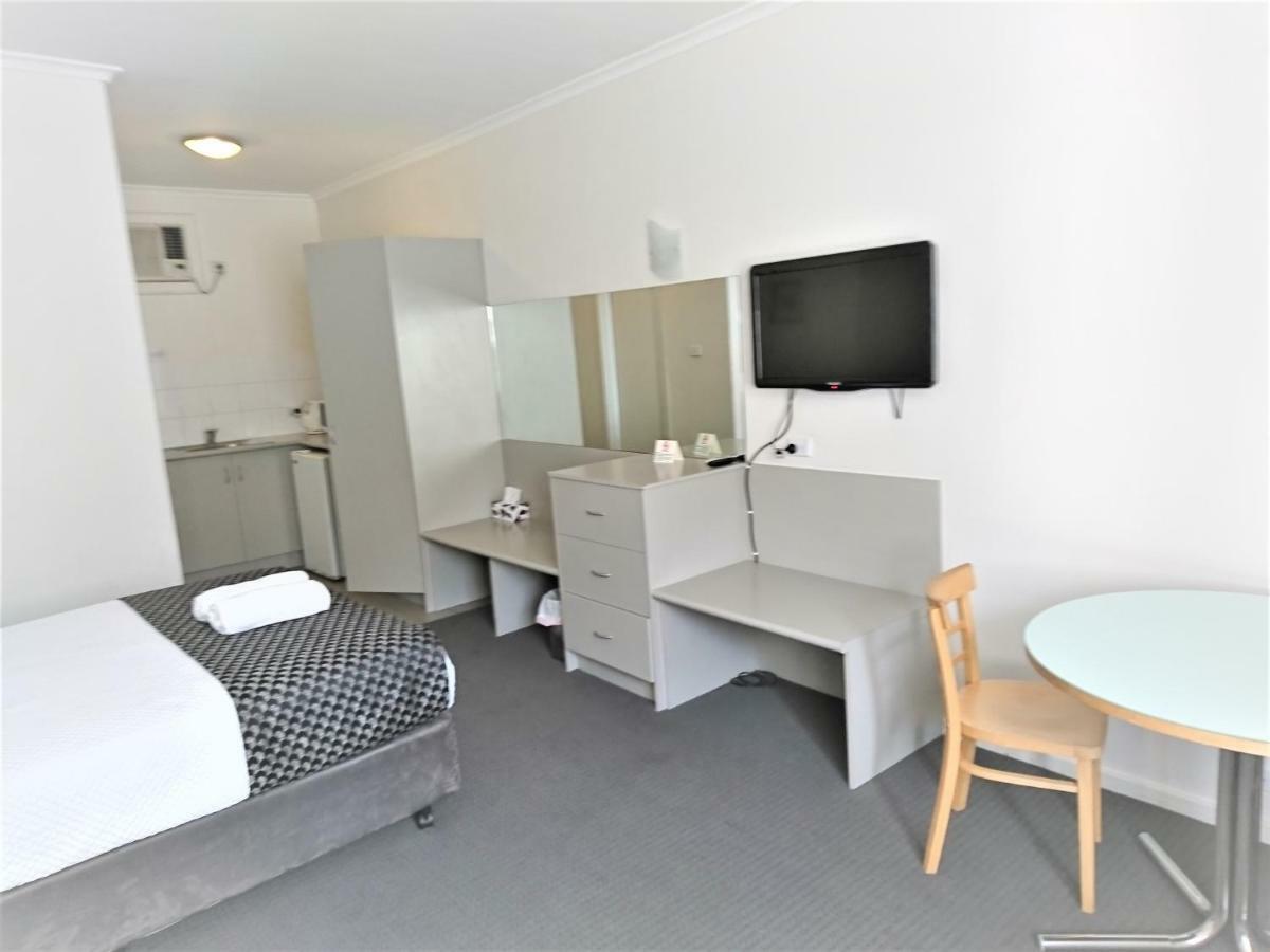 Glenelg Beach Gateway Studio Apartment Exterior foto