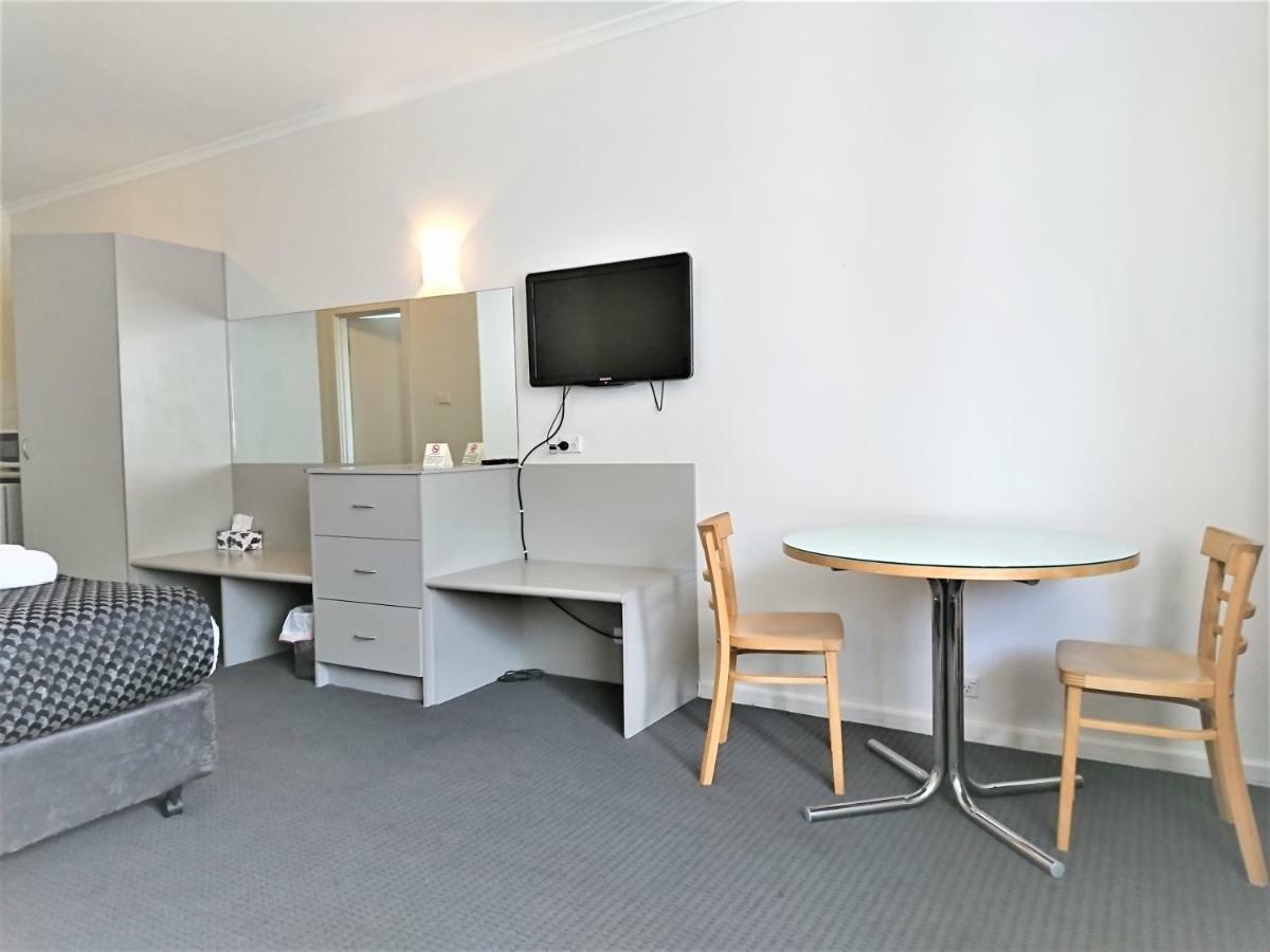 Glenelg Beach Gateway Studio Apartment Exterior foto