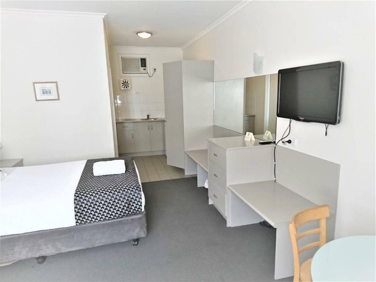Glenelg Beach Gateway Studio Apartment Exterior foto